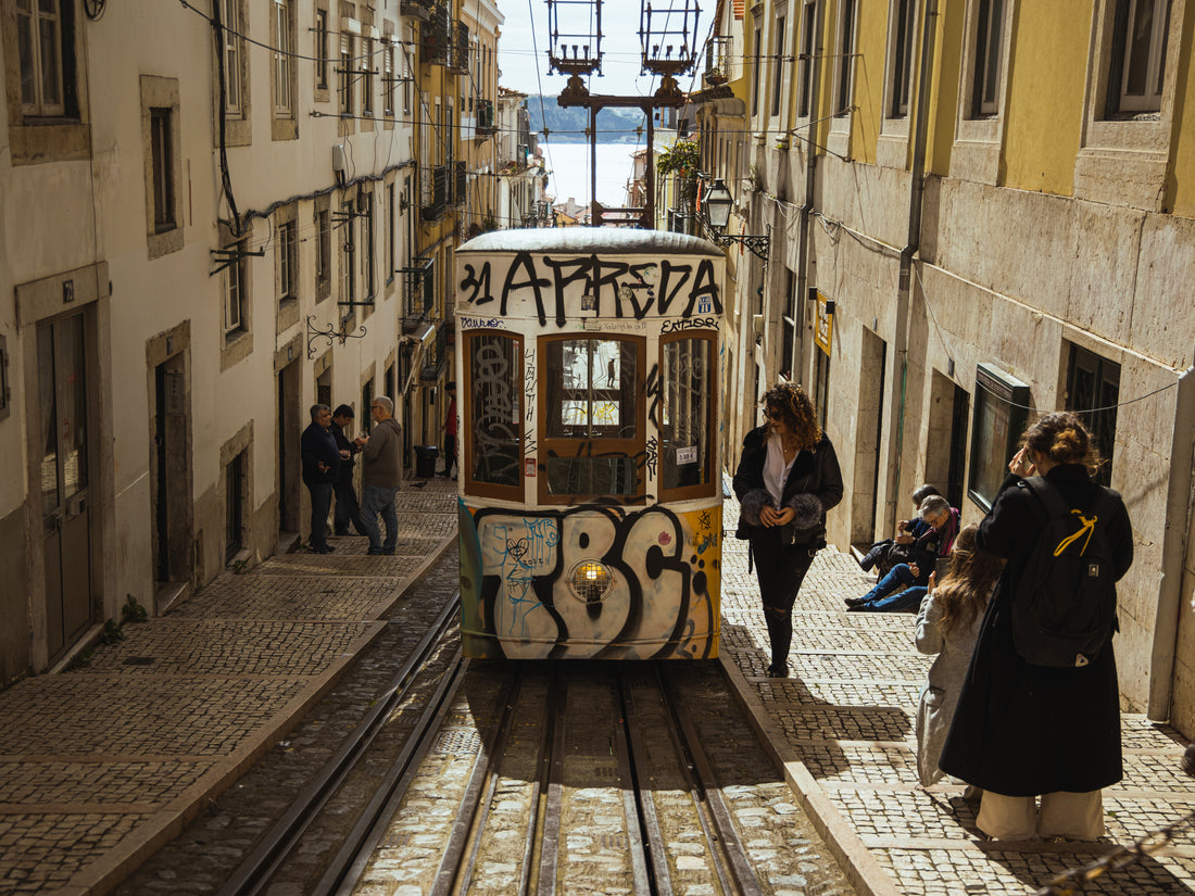 Finding The Hidden Gems in a Touristy Picture: A Lisbon Story